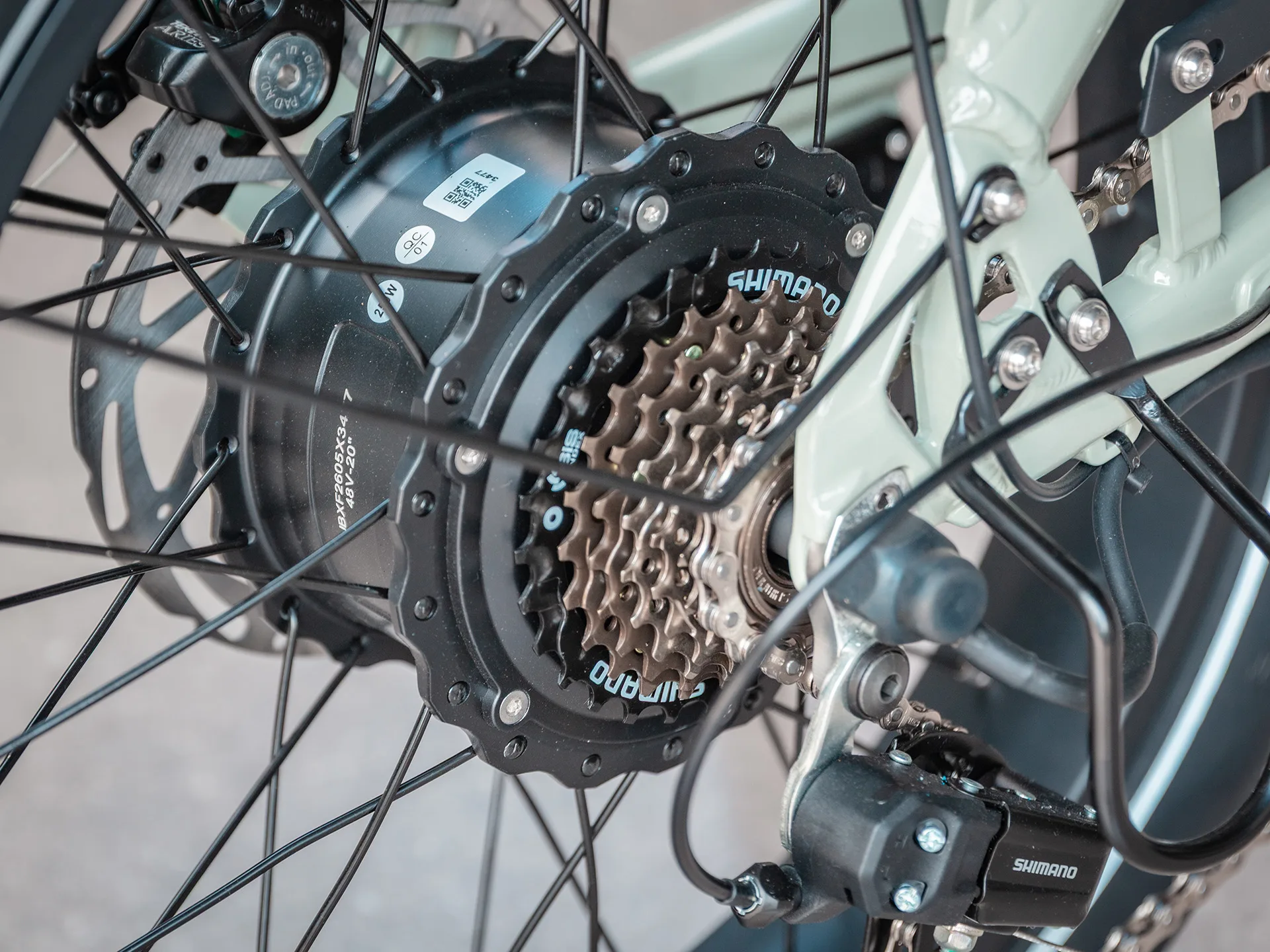 High-performance hub motor